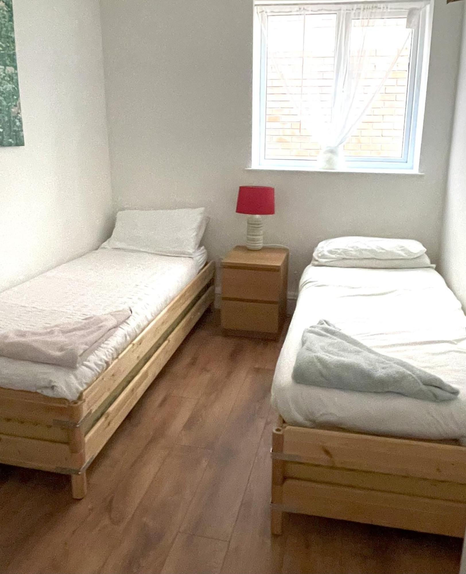 1 Fitzhamon Embankment Apartments Opposite Principality Stadium - Long Stay Offer Cardiff Extérieur photo