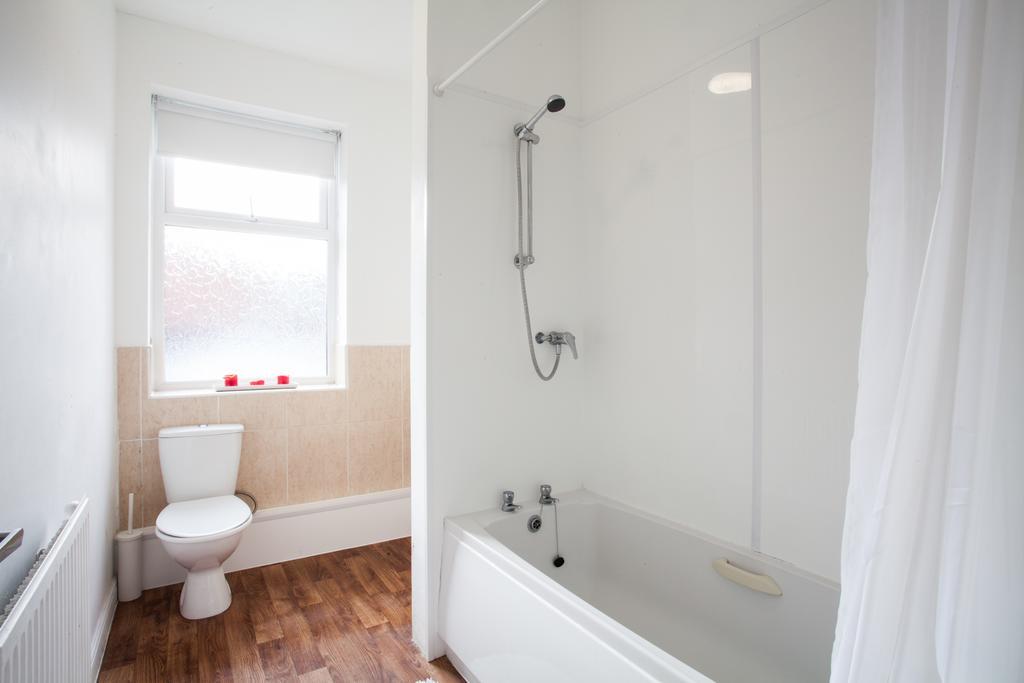 1 Fitzhamon Embankment Apartments Opposite Principality Stadium - Long Stay Offer Cardiff Chambre photo