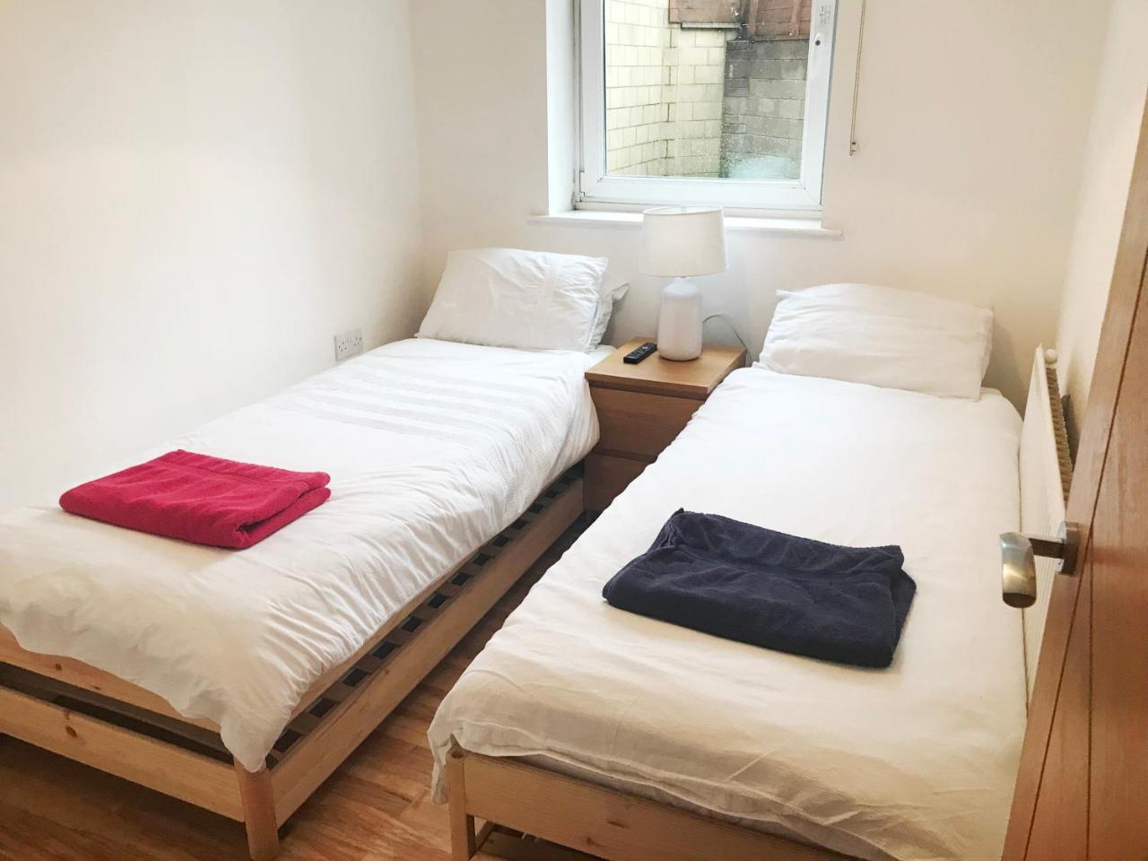 1 Fitzhamon Embankment Apartments Opposite Principality Stadium - Long Stay Offer Cardiff Extérieur photo