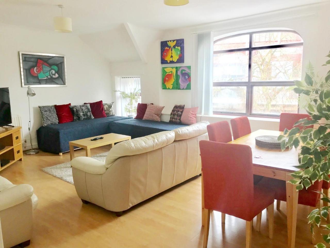 1 Fitzhamon Embankment Apartments Opposite Principality Stadium - Long Stay Offer Cardiff Extérieur photo
