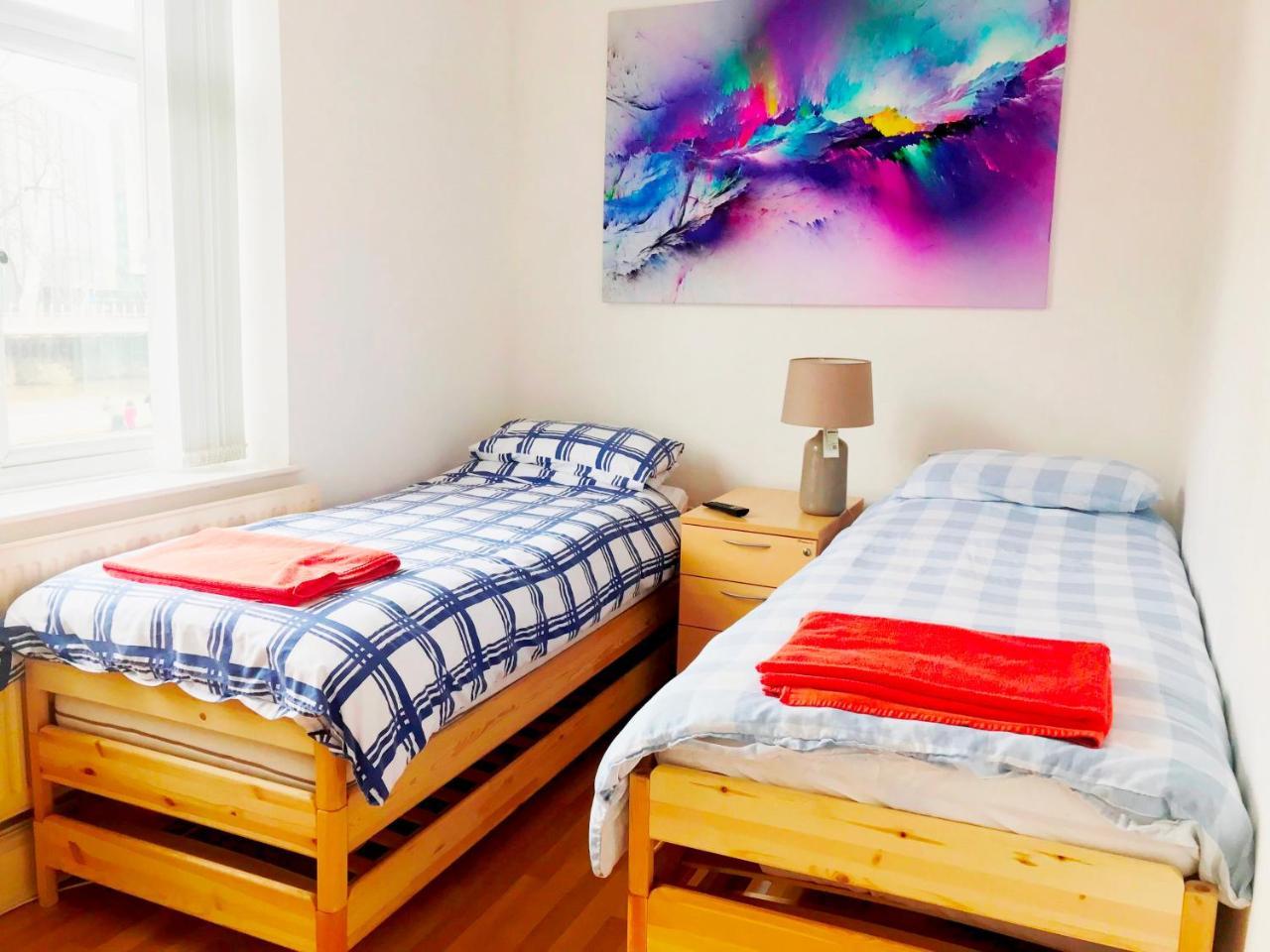 1 Fitzhamon Embankment Apartments Opposite Principality Stadium - Long Stay Offer Cardiff Extérieur photo